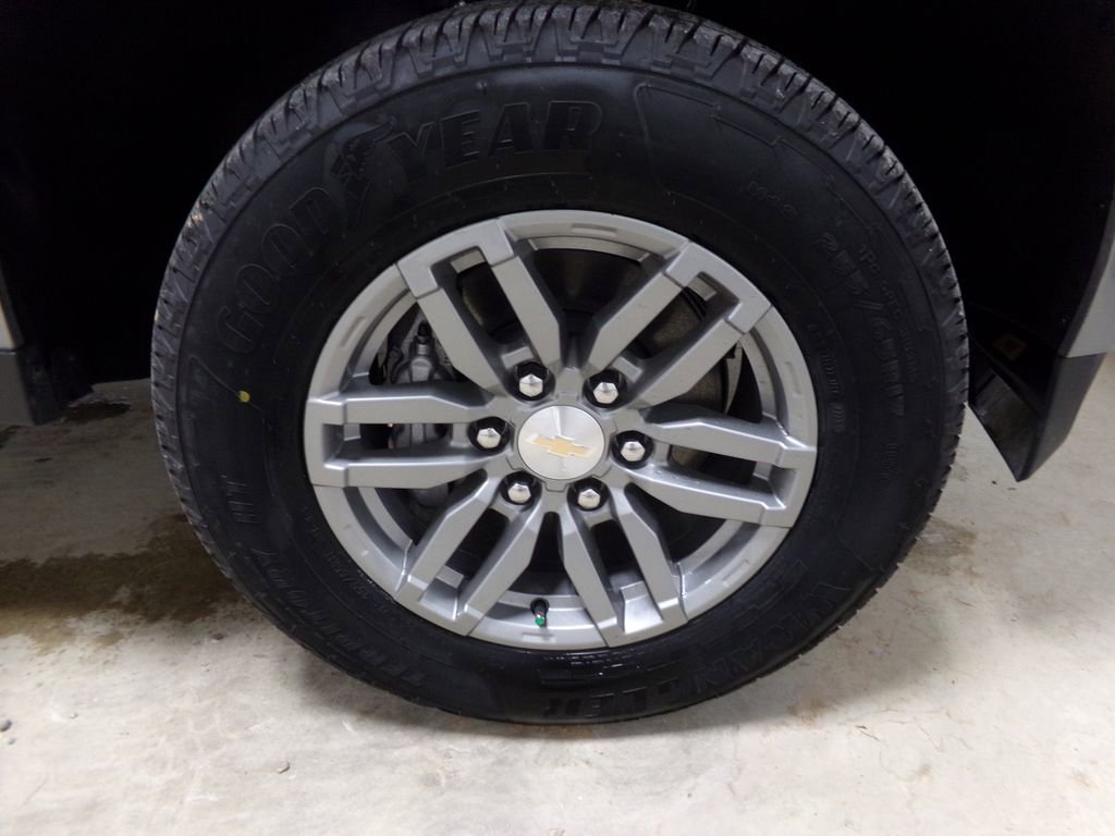 New 2025 Chevrolet Colorado LT w/ LT Convenience Package image 34