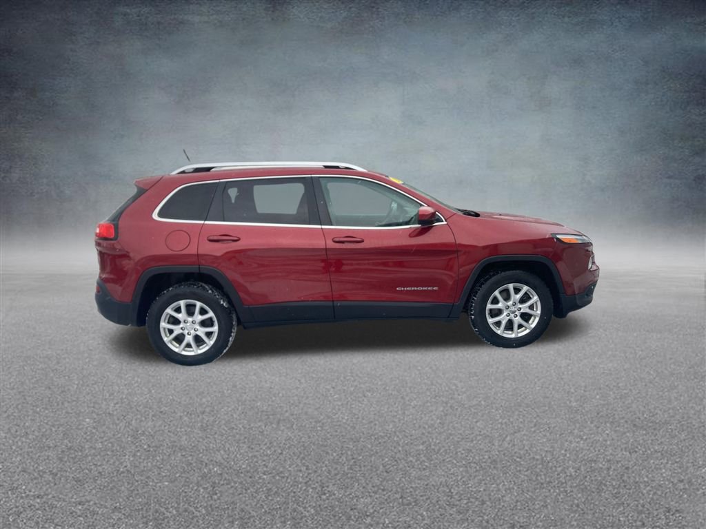 Used 2017 Jeep Cherokee Latitude image 9