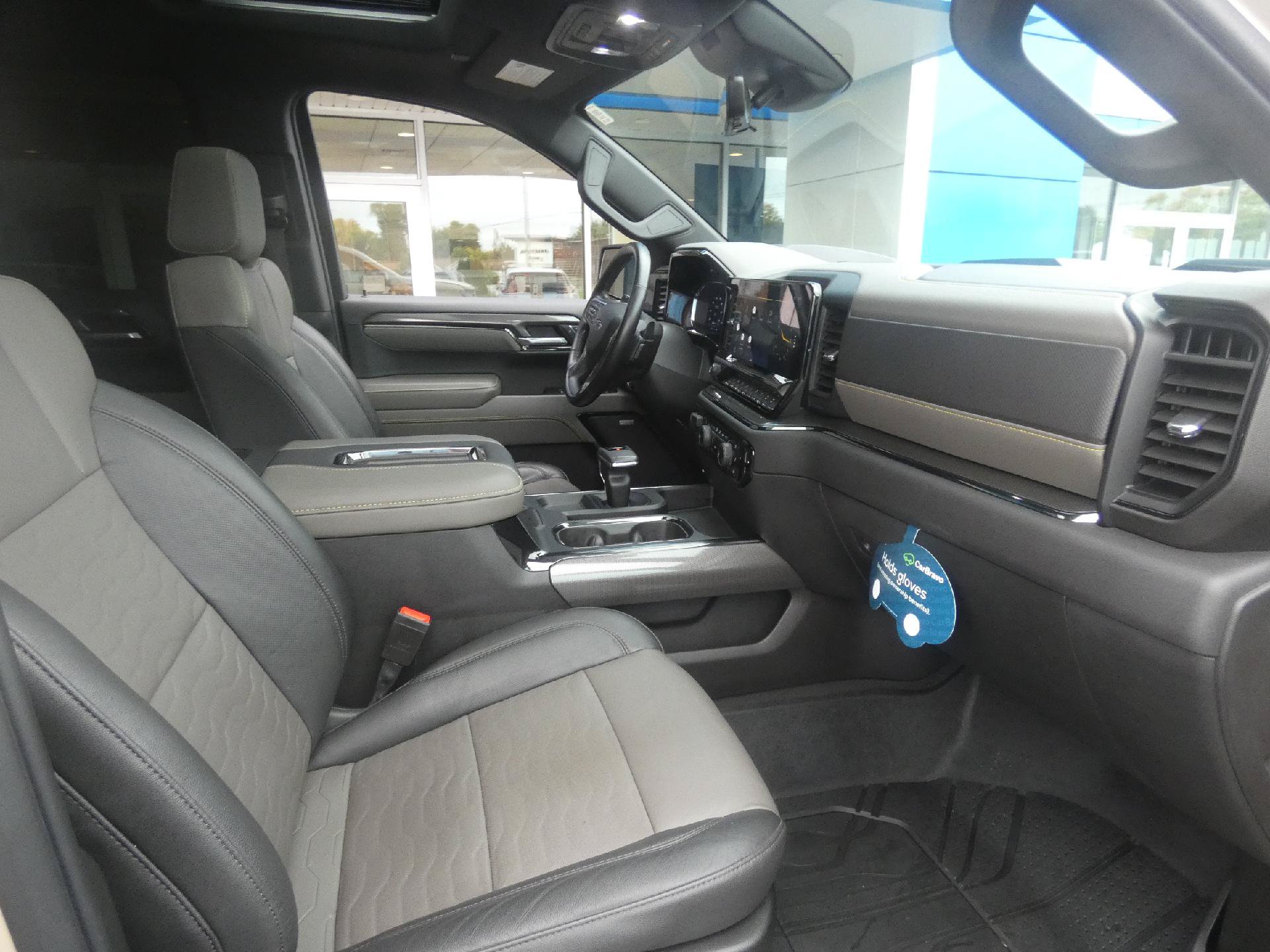 Certified 2022 Chevrolet Silverado 1500 ZR2 w/ Technology Package AWD/4WD image 18