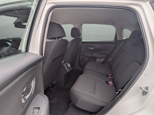 Certified 2025 Honda HR-V LX image 30