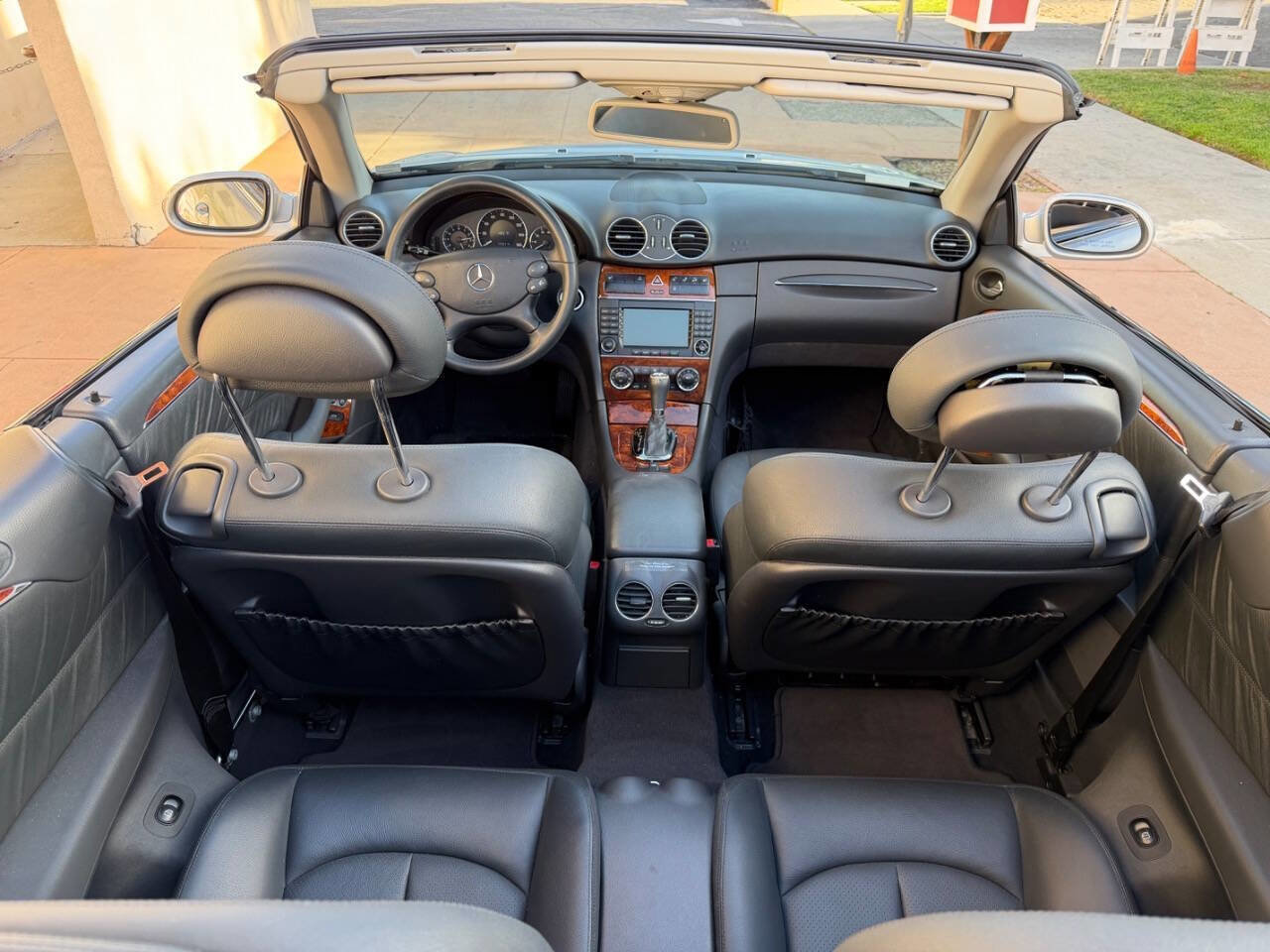 Used 2005 Mercedes-Benz CLK 500 Cabriolet w/ Lighting Pkg image 21