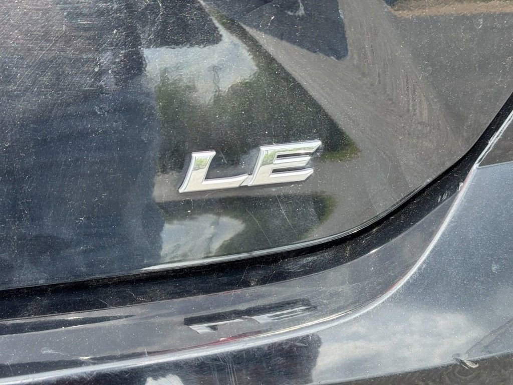 Used 2025 Toyota Camry LE image 6
