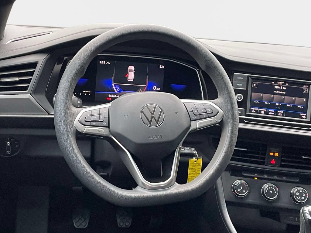 Used 2022 Volkswagen Jetta Sport FWD image 16