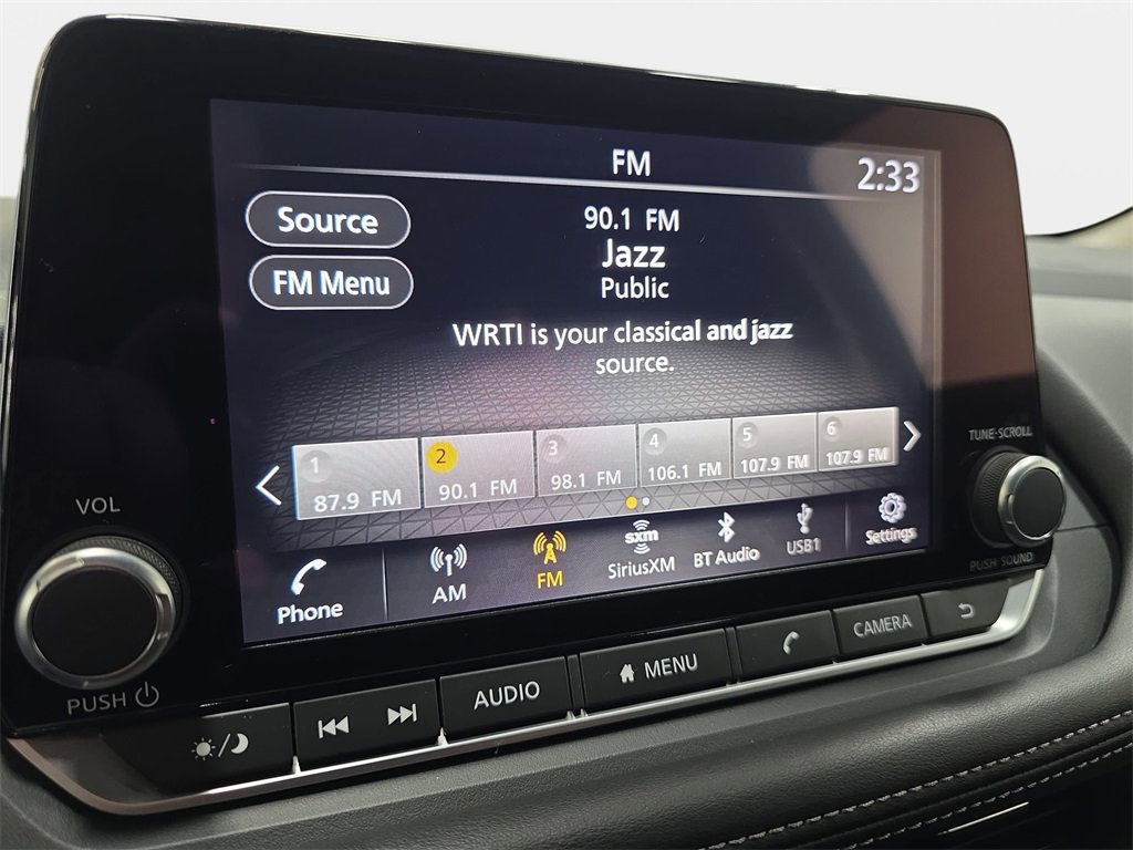 Used 2025 Nissan Rogue SV image 20