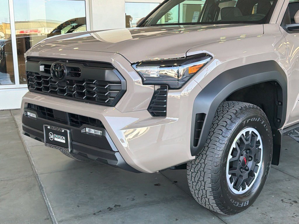 New 2026 Toyota Tacoma TRD Off-Road AWD/4WD image 3