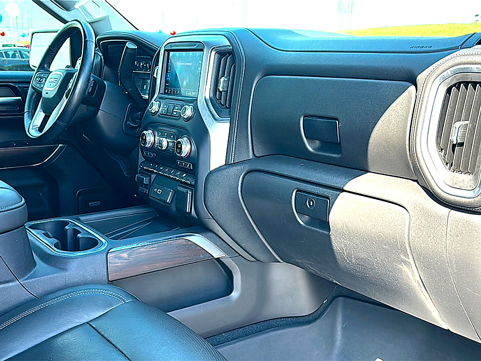 Used 2020 GMC Sierra 1500 SLT image 22