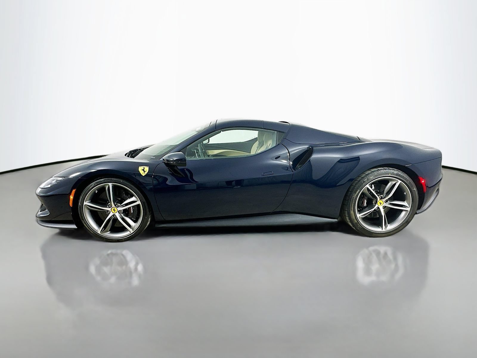 Used 2025 Ferrari 296 GTS RWD image 8