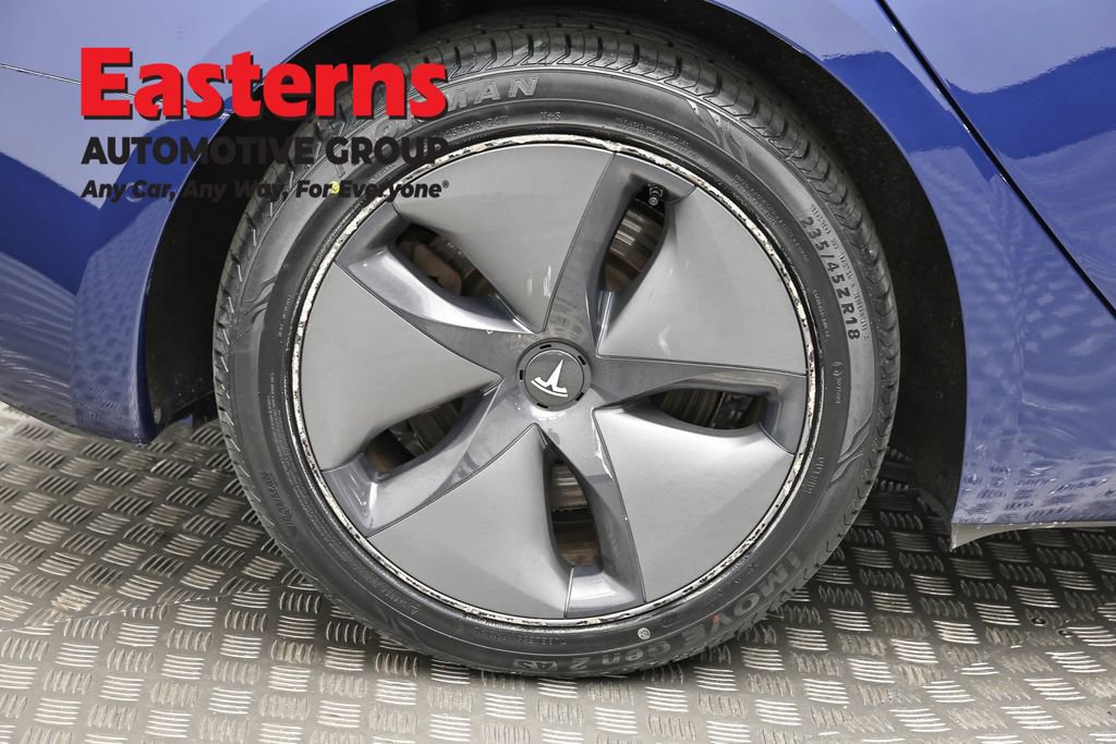 Used 2019 Tesla Model 3 Standard Range image 24