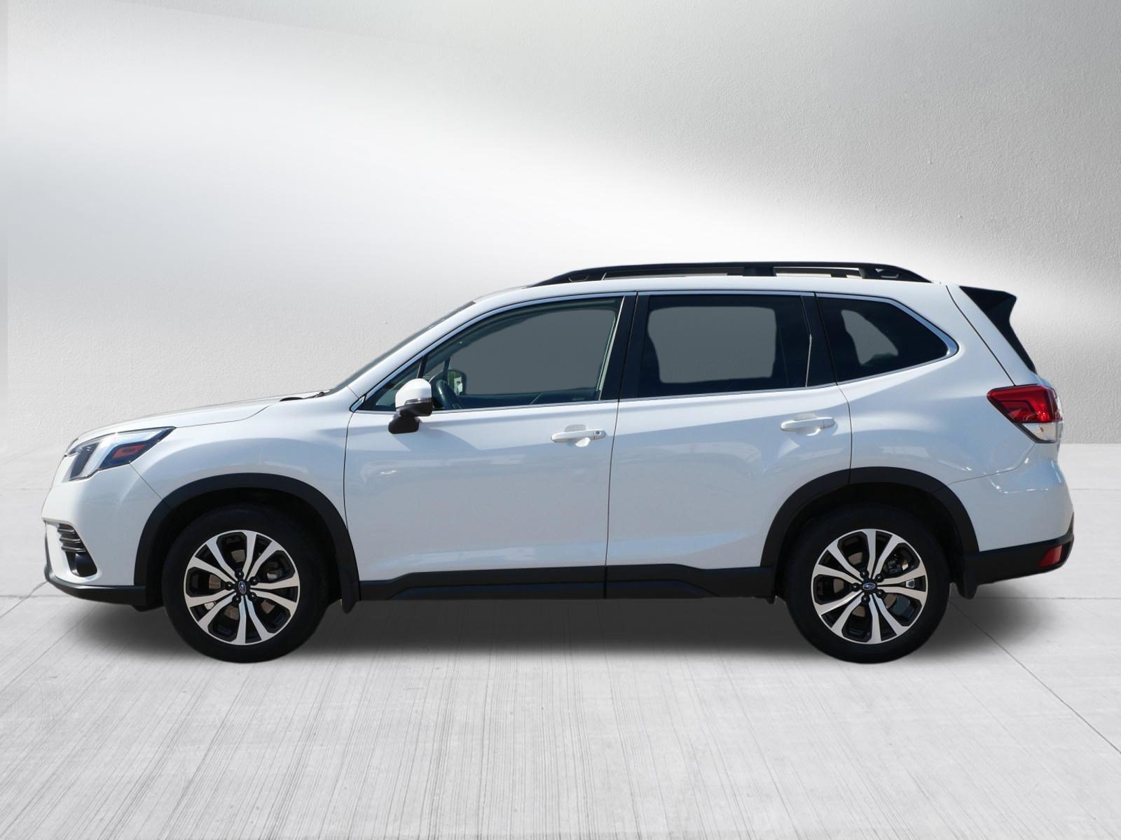 Used 2024 Subaru Forester Limited AWD/4WD image 4