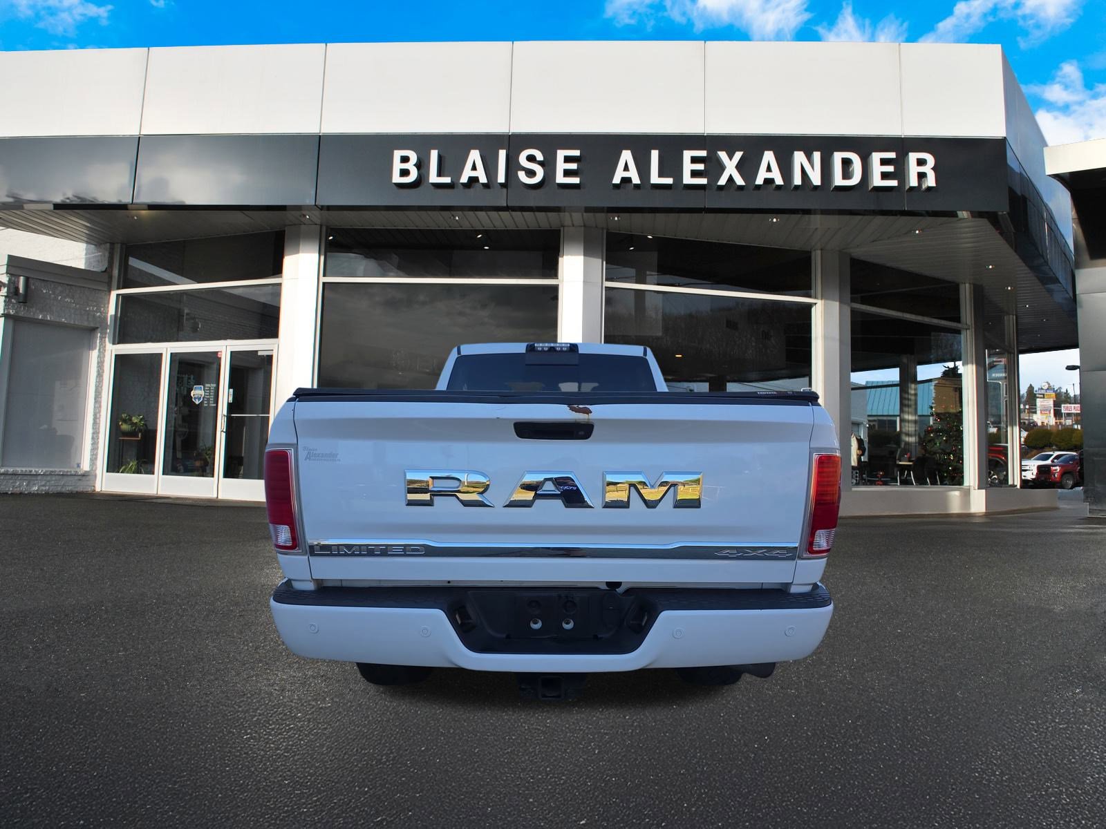 Used 2018 RAM 2500 Limited image 6