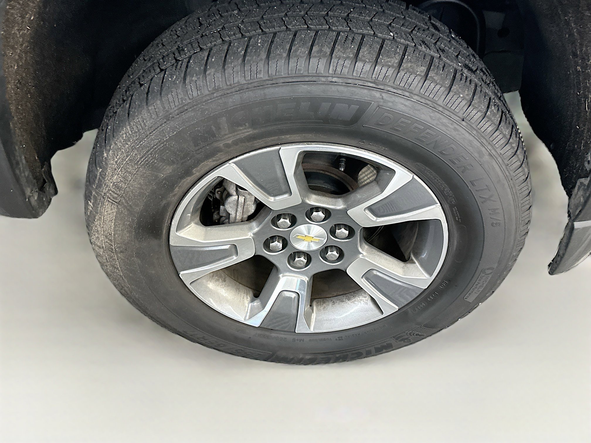 Used 2015 Chevrolet Colorado Z71 AWD/4WD image 11