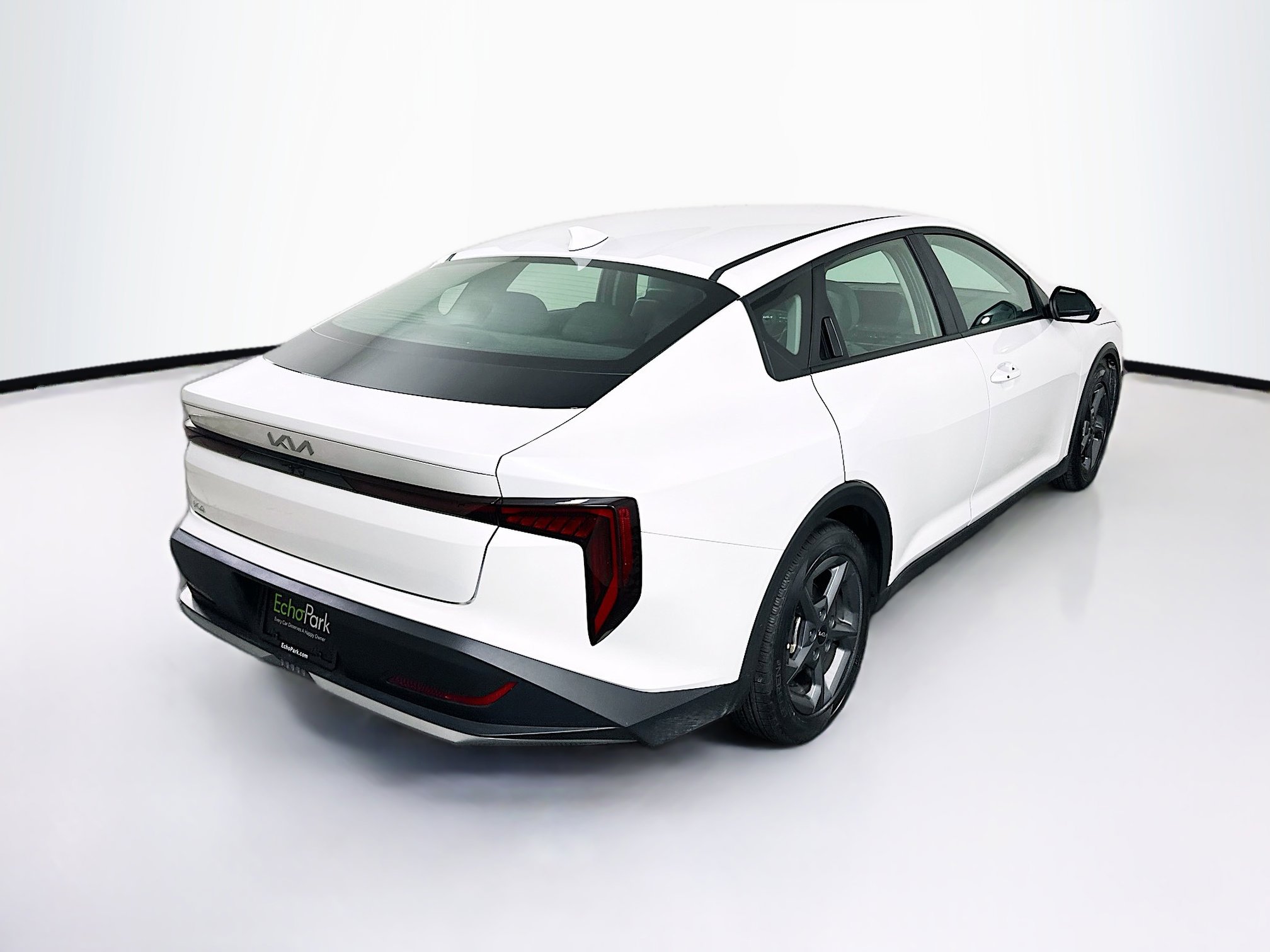 Used 2025 Kia K4 LXS image 9