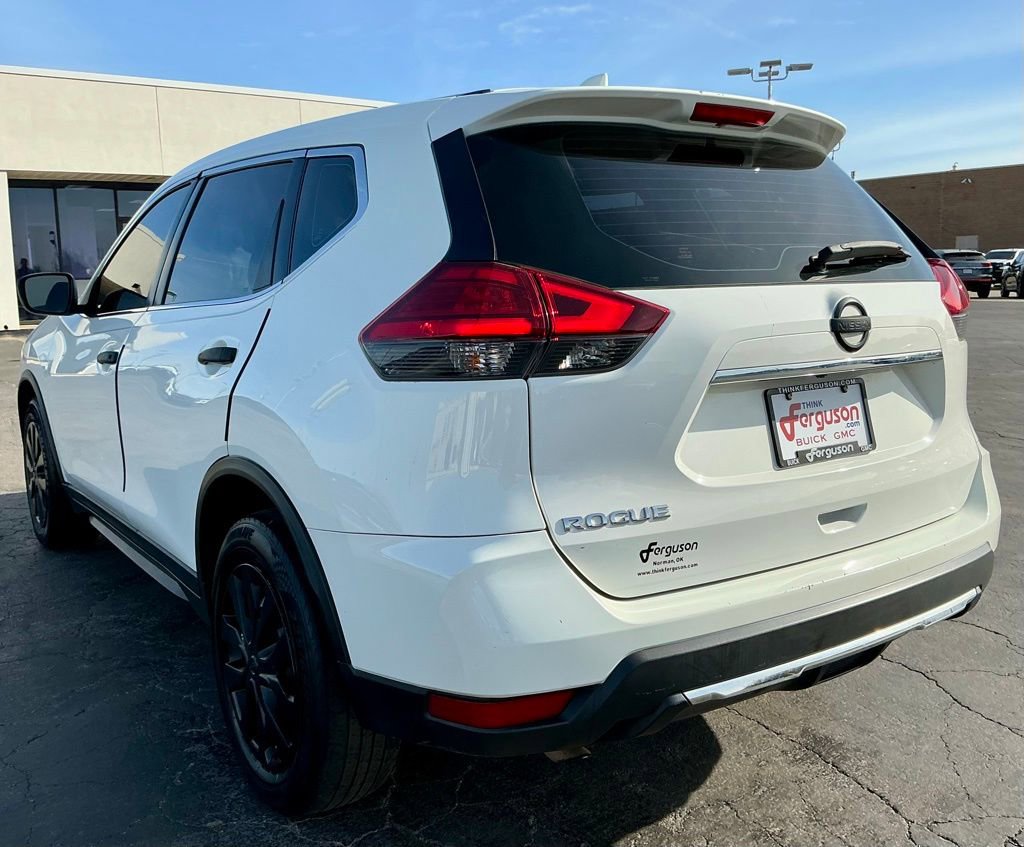Used 2017 Nissan Rogue S image 13