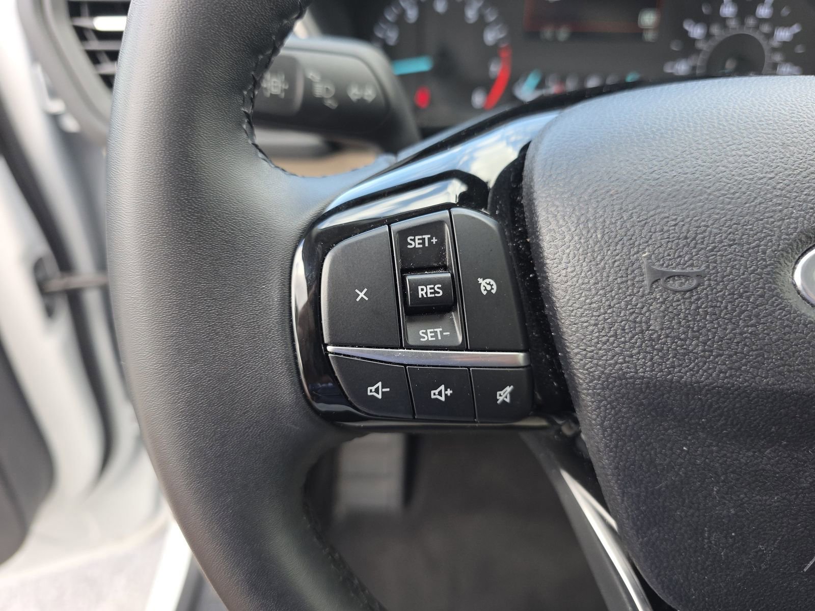 Used 2022 Ford Escape SEL image 26