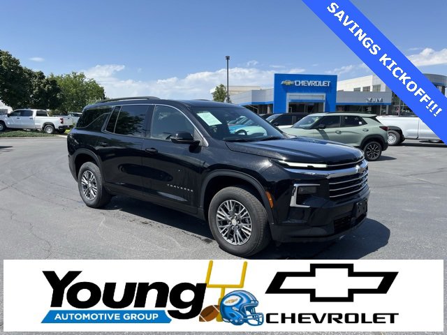 Used 2025 Chevrolet Traverse LT