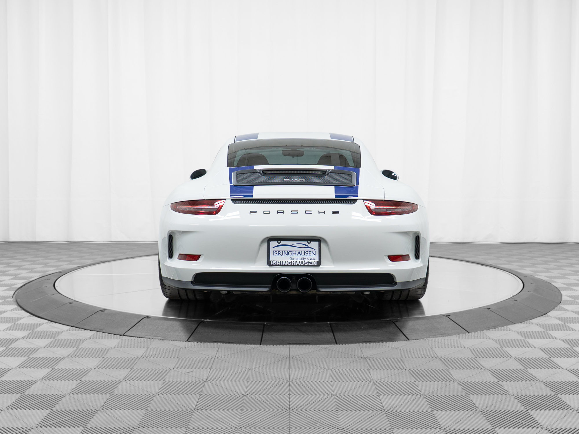 Certified 2016 Porsche 911 R RWD image 6