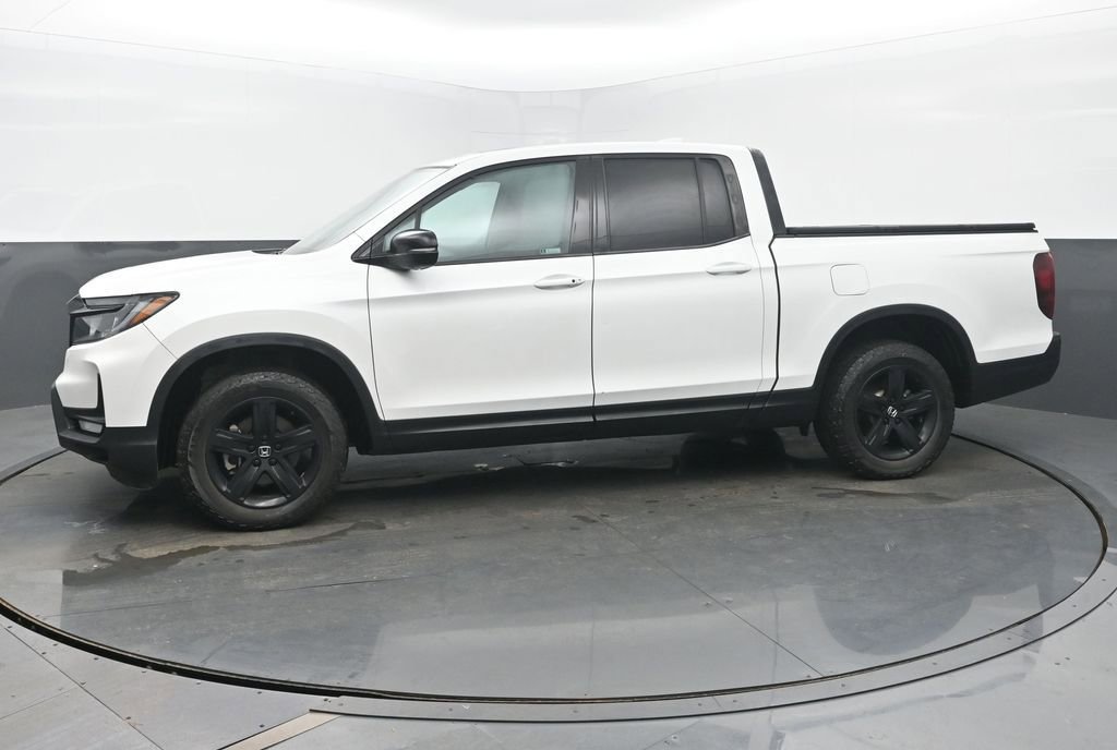 Used 2021 Honda Ridgeline Black Edition image 2