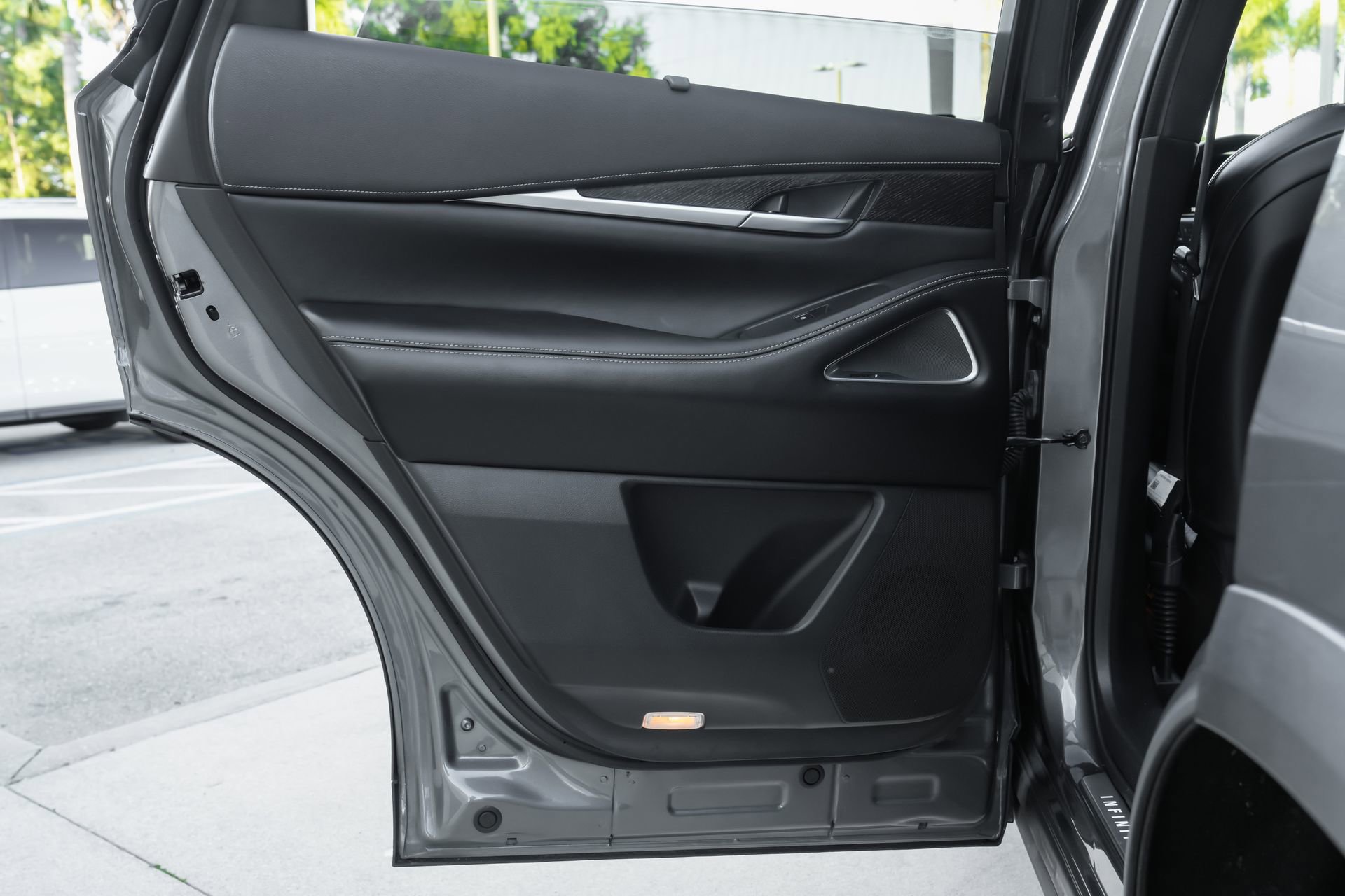 Used 2022 INFINITI QX60 Autograph w/ Cargo Package image 31