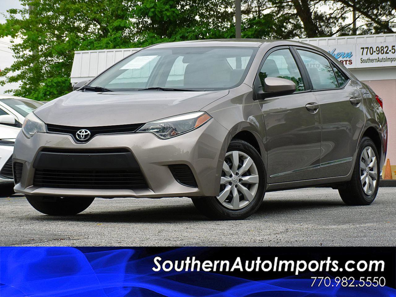 Used 2014 Toyota Corolla LE FWD image 1