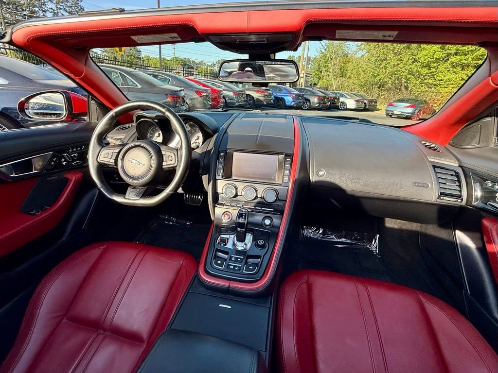 Used 2014 Jaguar F-TYPE S image 15