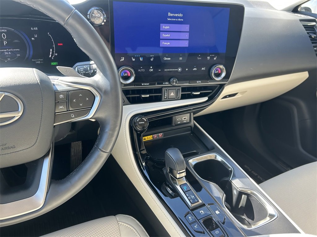 Used 2025 Lexus NX 300h AWD w/ Luxury Package image 16