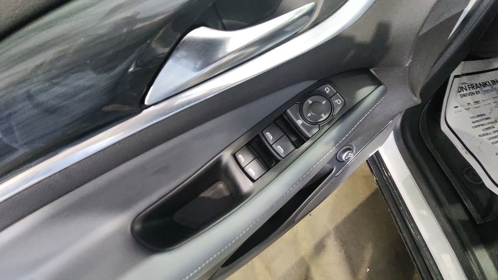 Used 2024 Buick Enclave Essence w/ Experience Buick Package image 17