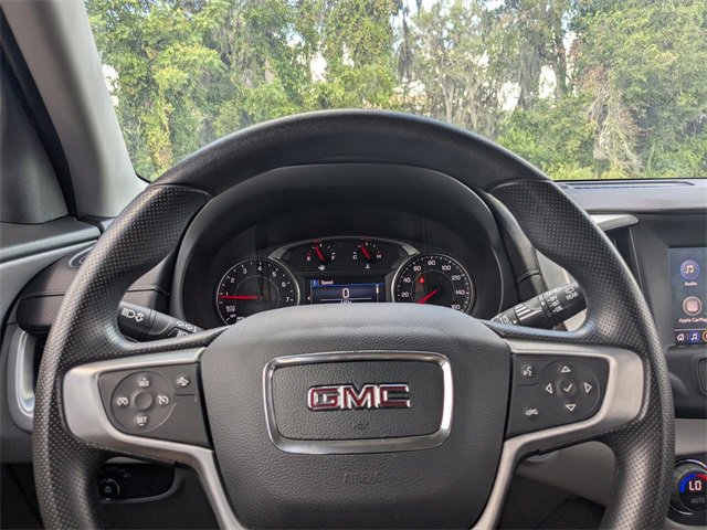 Used 2023 GMC Terrain SLE w/ Driver Convenience Package image 23
