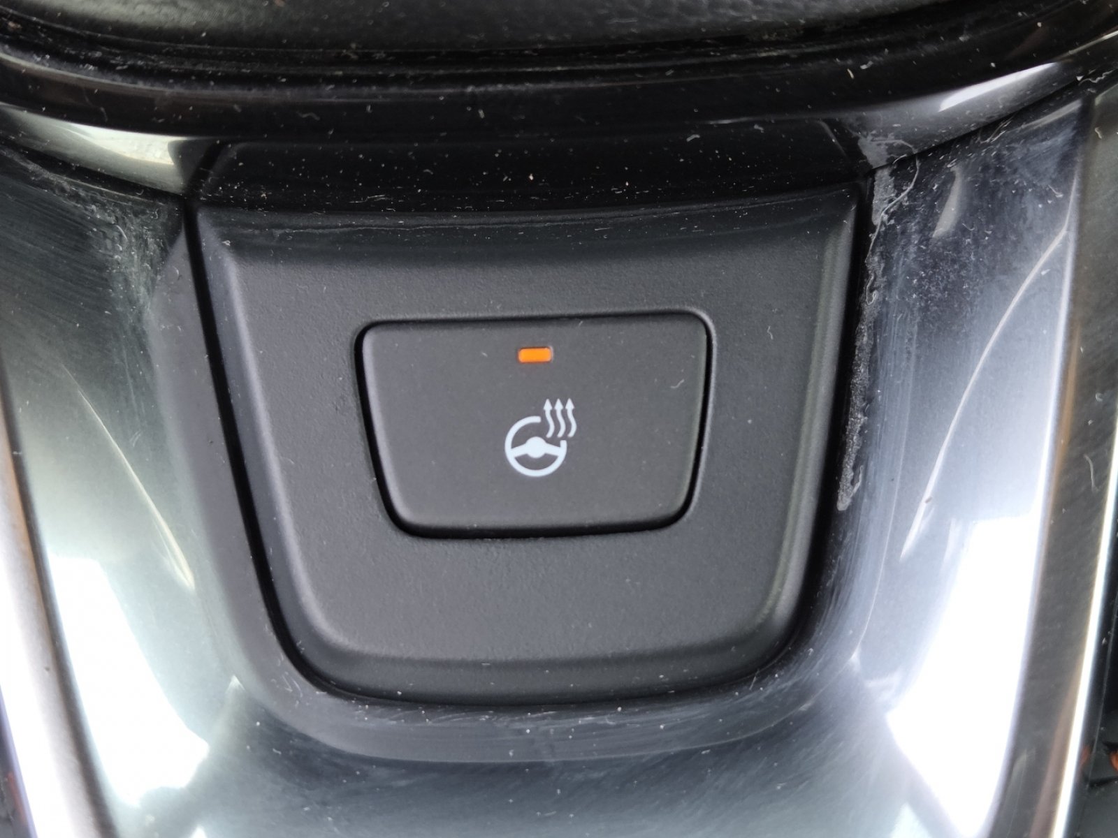 Used 2023 Honda CR-V Sport Touring image 9