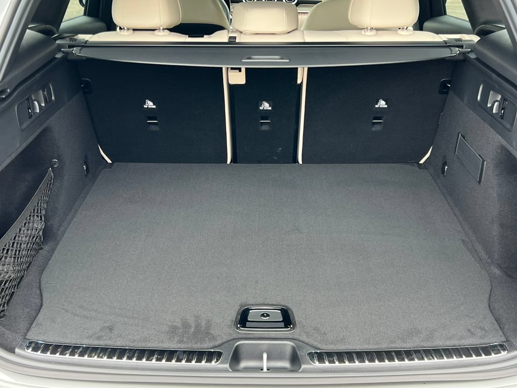 New 2027 Mercedes-Benz GLC 300 4MATIC image 36