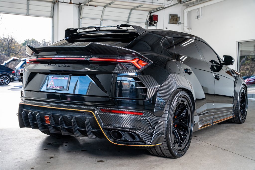 Used 2022 Lamborghini Urus image 6