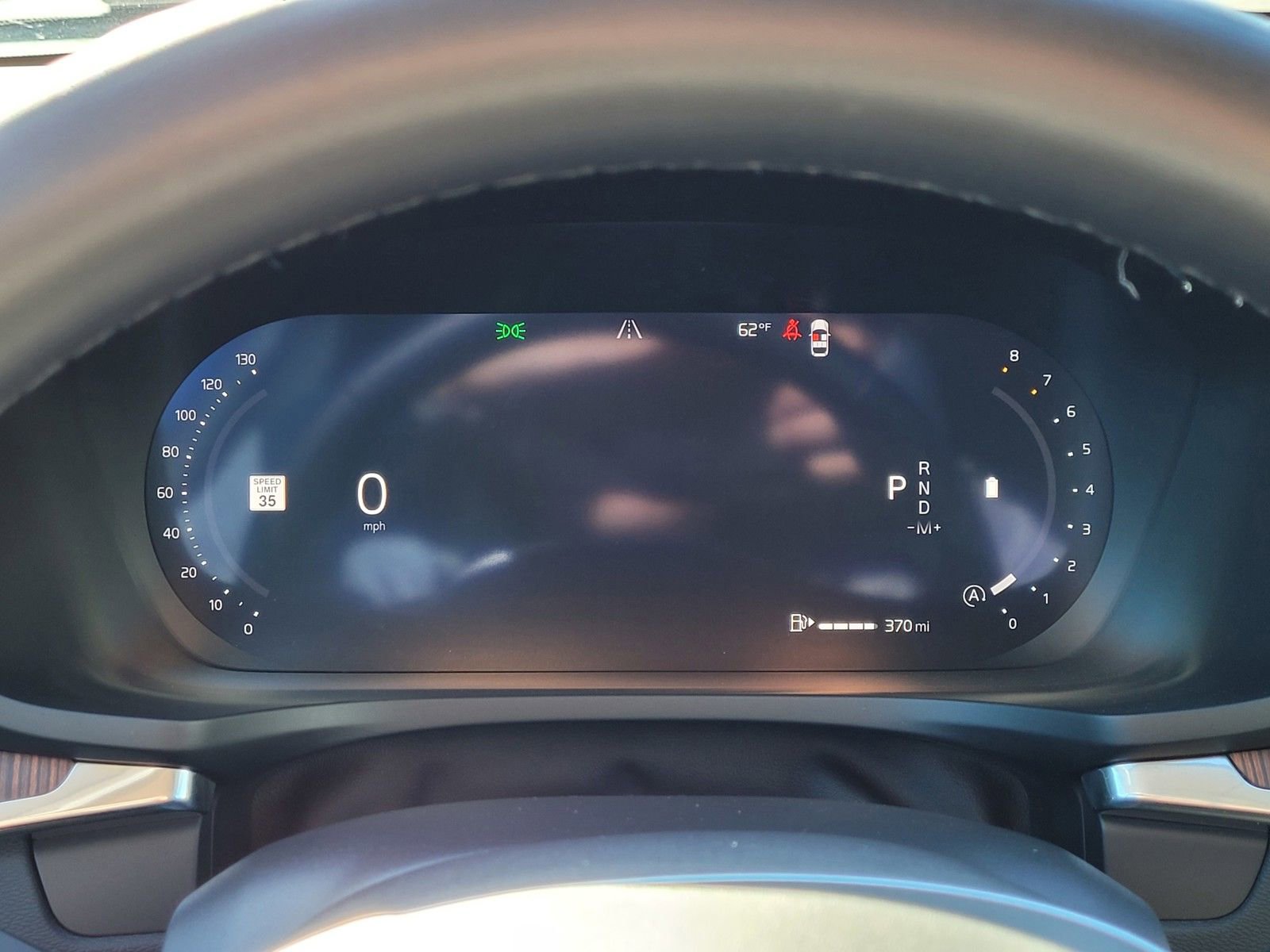 Used 2025 Volvo V60 B5 Cross Country Plus image 18