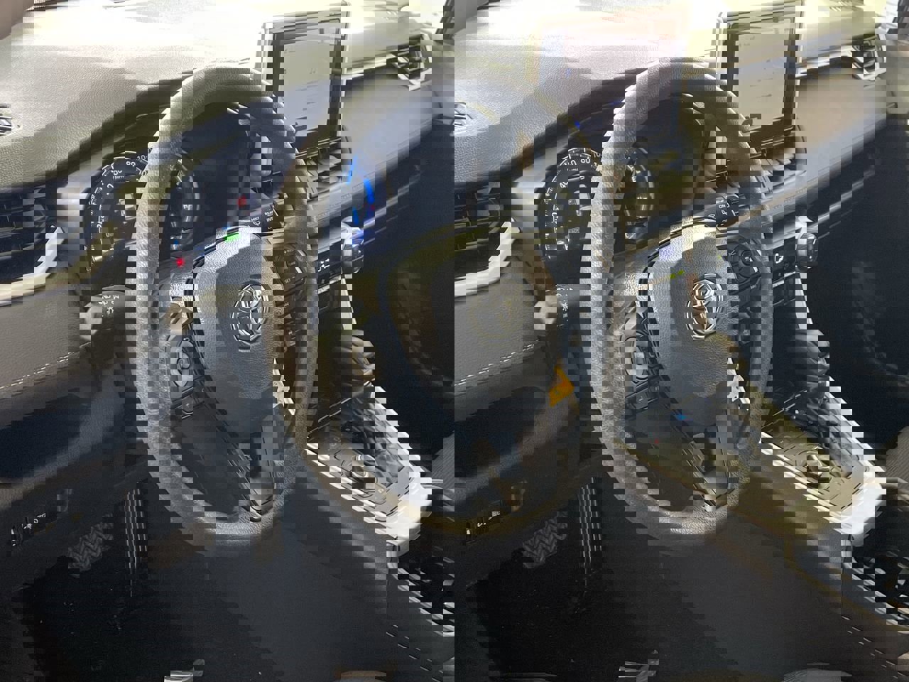 Used 2024 Toyota RAV4 LE image 11