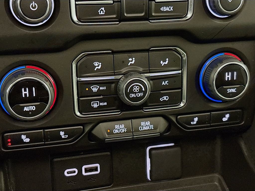 Certified 2023 Chevrolet Tahoe Z71 w/ Luxury Package image 18