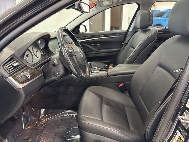 Used 2011 BMW 528i Sedan image 15