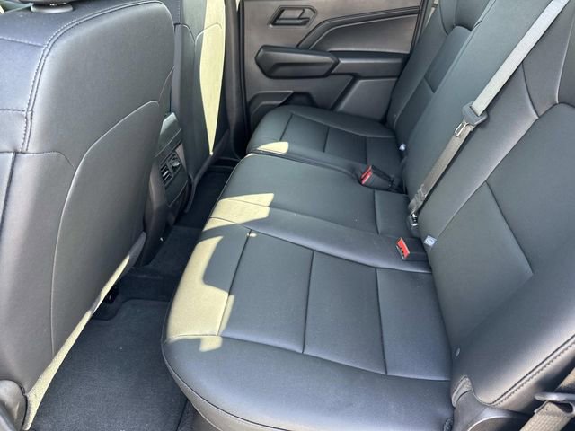 Used 2025 Chevrolet Colorado Trail Boss image 17