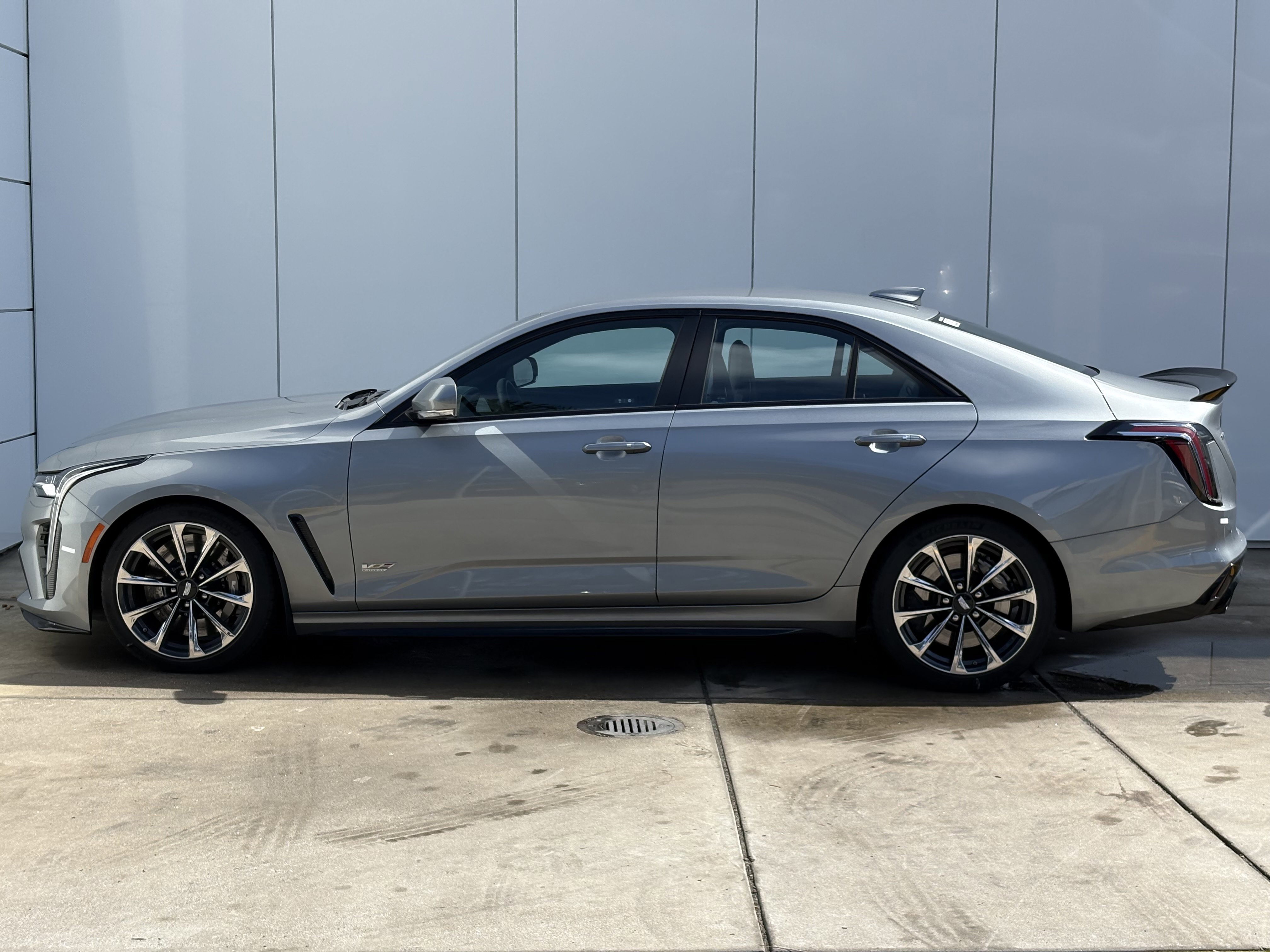 Used 2024 Cadillac CT4 V Blackwing w/ Driver Assist Package RWD image 4