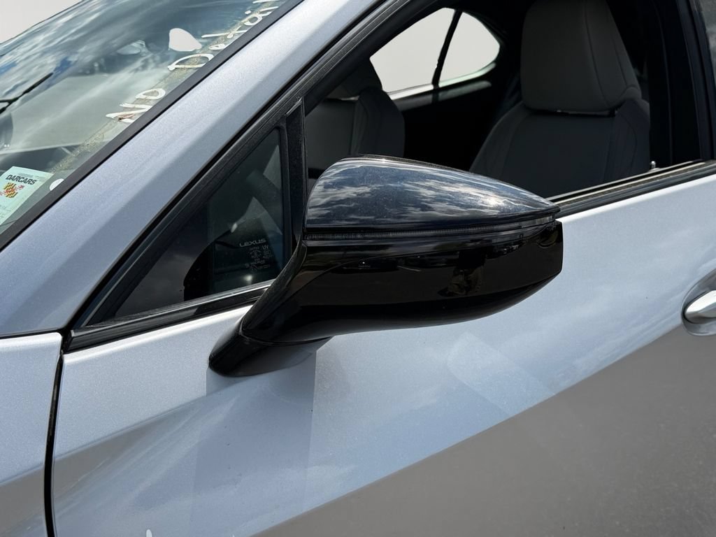 Used 2025 Lexus UX 300h AWD w/ Cold Area Package image 27