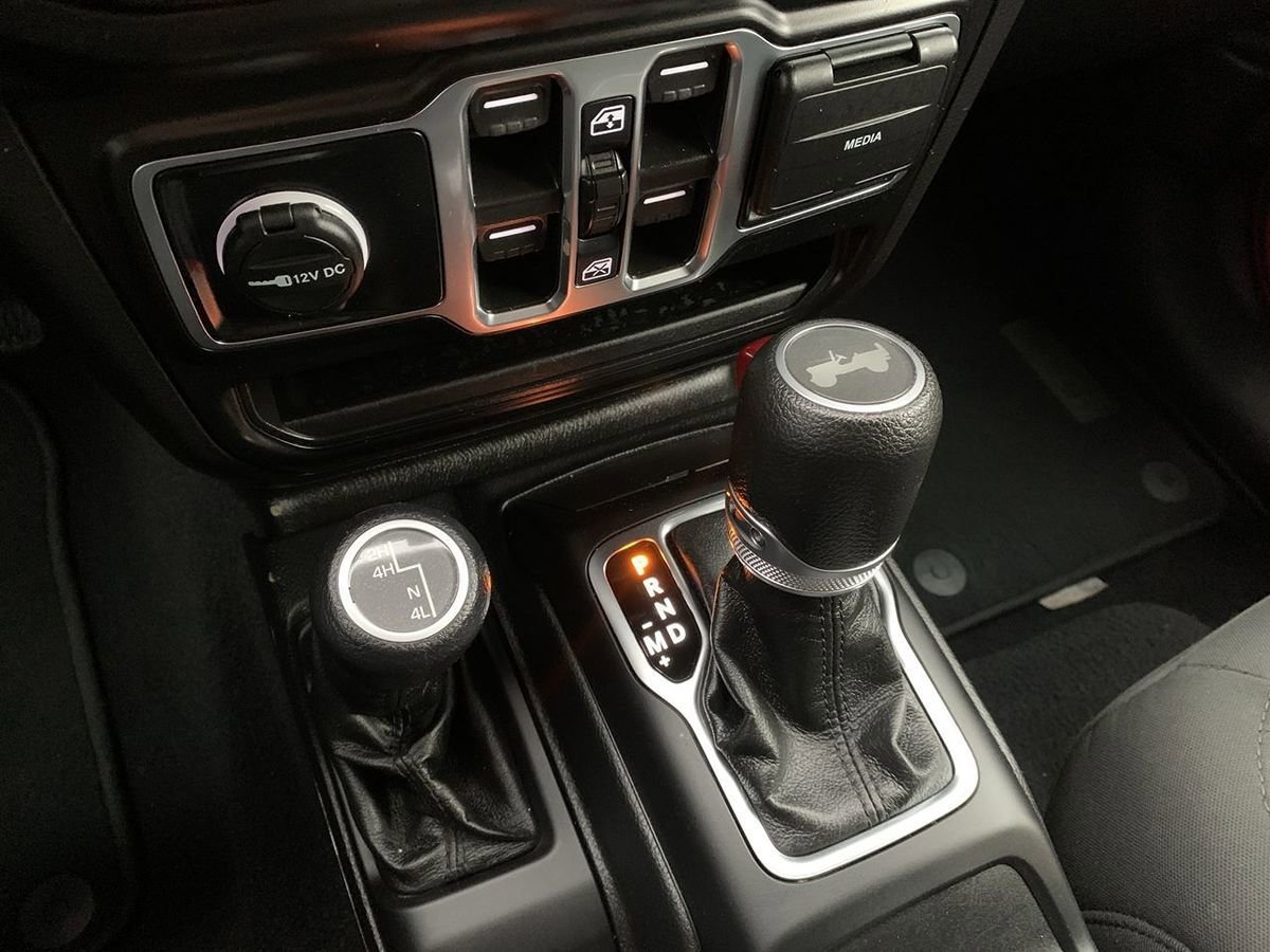 Used 2022 Jeep Wrangler Unlimited Sport image 26
