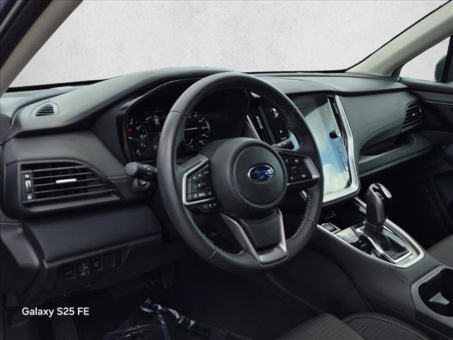 Used 2025 Subaru Outback Premium AWD/4WD image 10