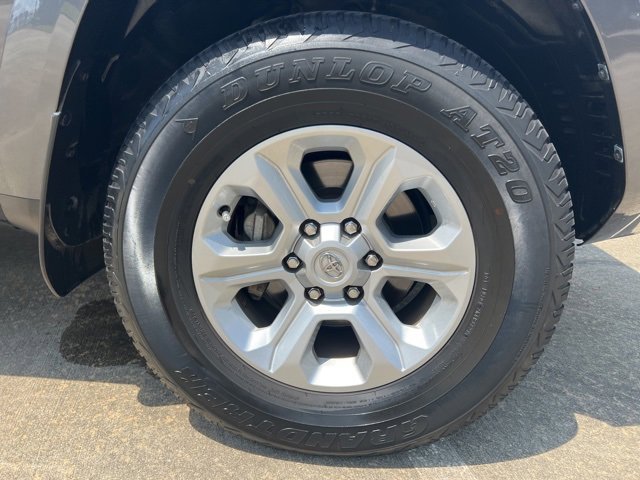 Used 2022 Toyota 4Runner SR5 Premium w/ Moonroof Package image 40