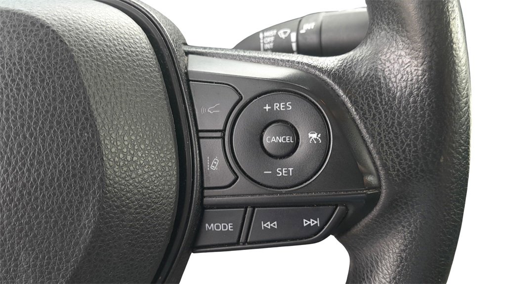 Used 2022 Toyota Corolla LE image 22