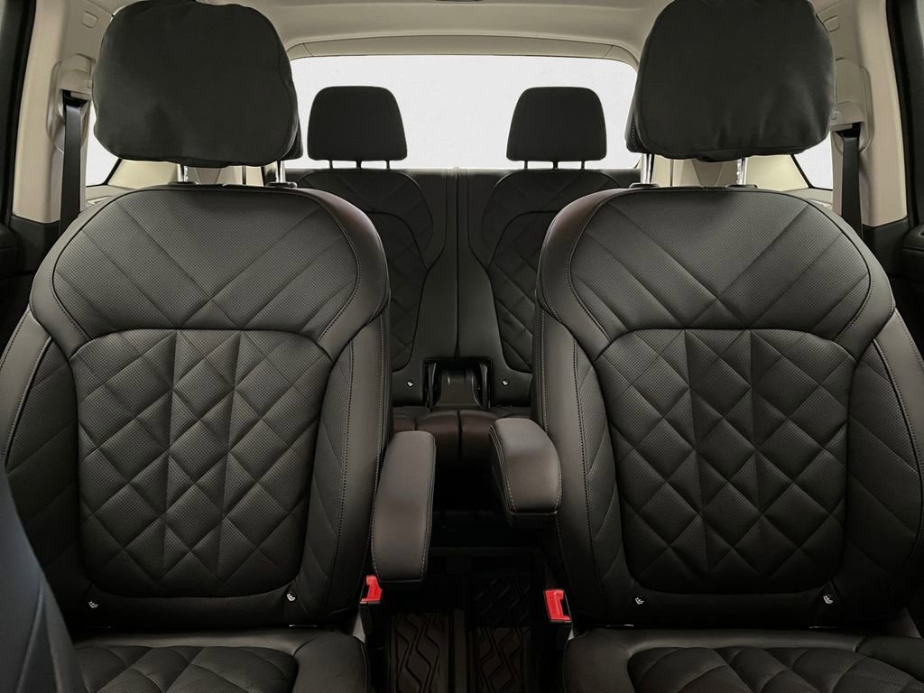 New 2026 BMW X7 xDrive40i image 13