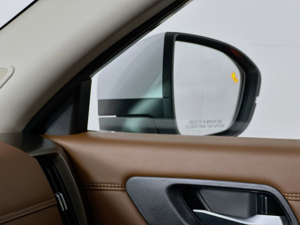 New 2025 Nissan Pathfinder Platinum w/ Cargo Package image 25