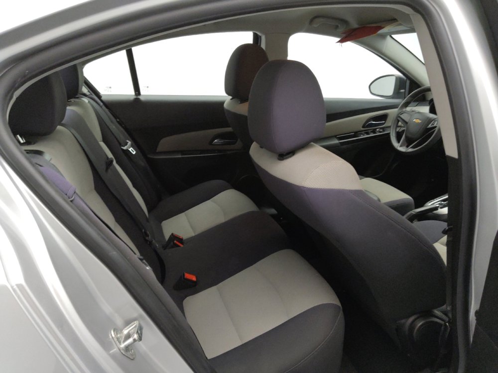Used 2014 Chevrolet Cruze LS FWD image 19
