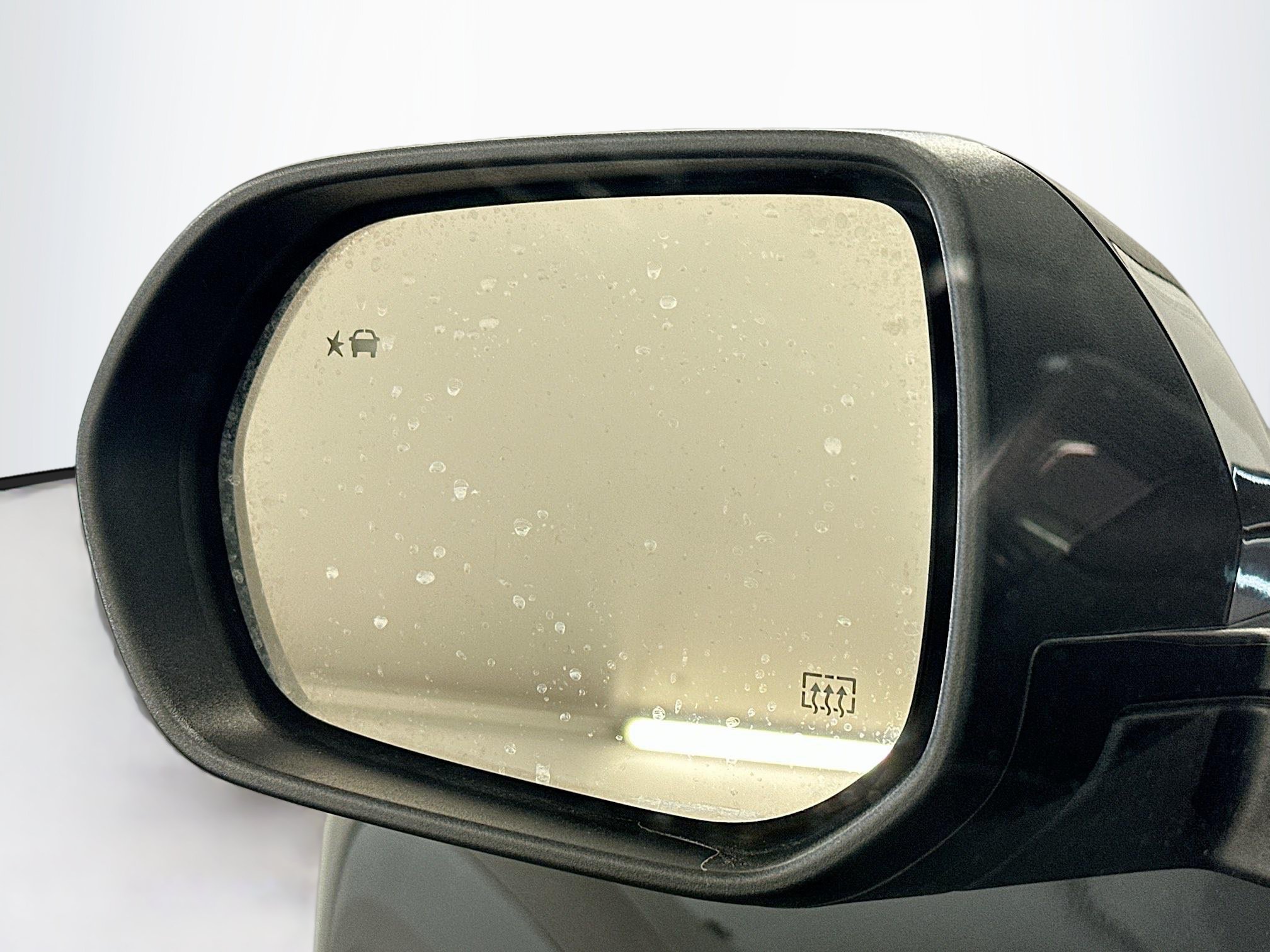 Used 2025 Chevrolet Equinox LT AWD/4WD image 16