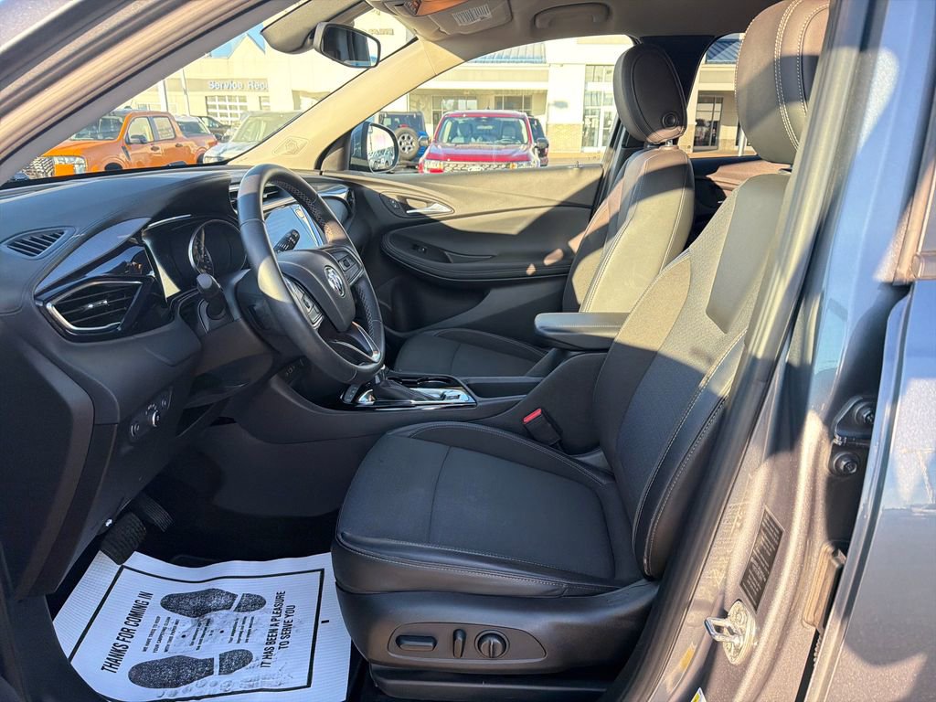 Used 2022 Buick Encore GX Preferred w/ Cold Weather Comfort Package image 9
