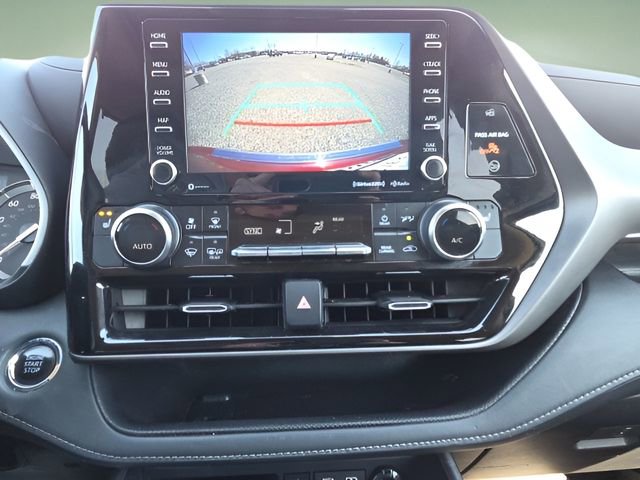 Used 2022 Toyota Highlander XLE image 31