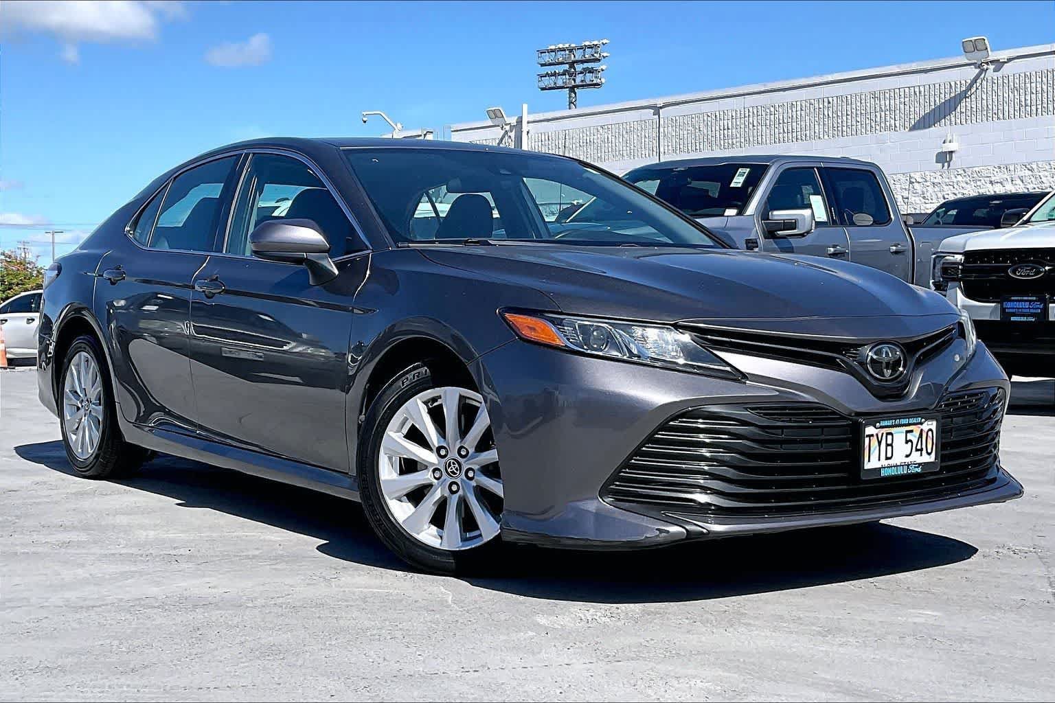 Used 2020 Toyota Camry LE FWD image 21
