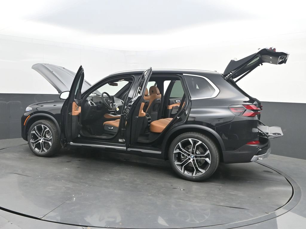 New 2026 BMW X5 sDrive40i RWD image 57