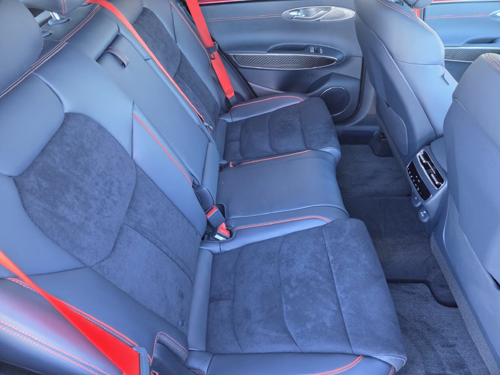 New 2027 Genesis GV70 3.5T Prestige AWD/4WD image 33
